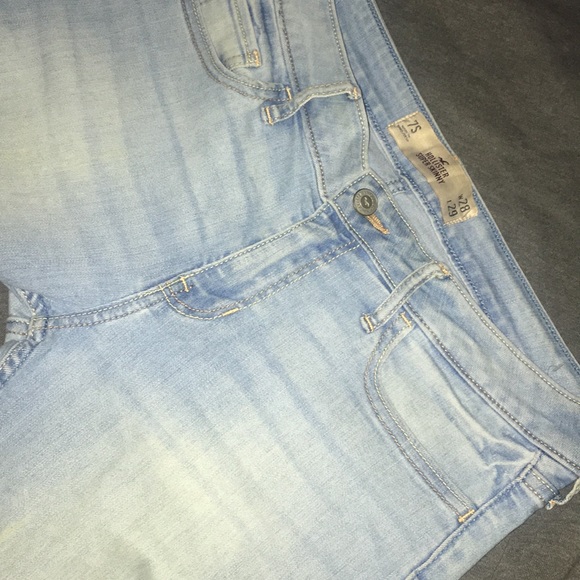HOLLISTER JEANS - Picture 2 of 3